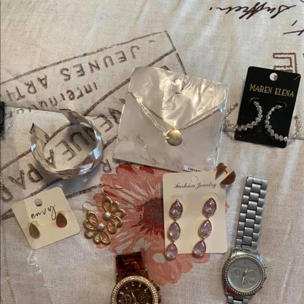 Jewelry Lot